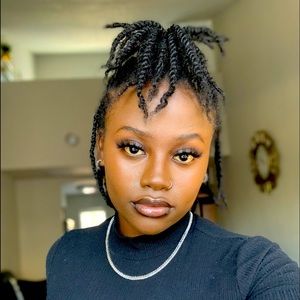 Meet your Posher, Grace